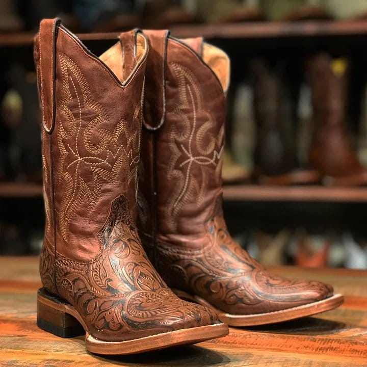 Tanner Mark Boots Boots Youth´s Sawyer Genuine Leather Square Toe Boots in Cognac Saddle - Tanner Mark Boots