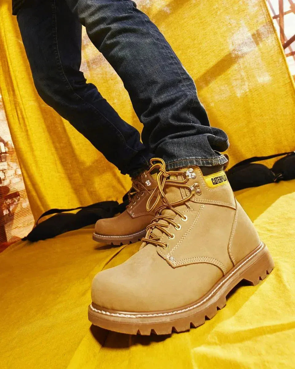 Wolverine Boots Men's Second Shift Soft Toe Work Boot Honey Color - CAT