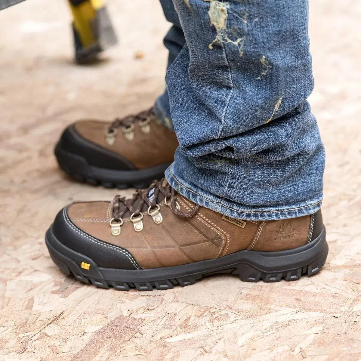 Wolverine Boots Men's Threshold Waterproof Steel Toe Work Boot Real Brown Color - CAT