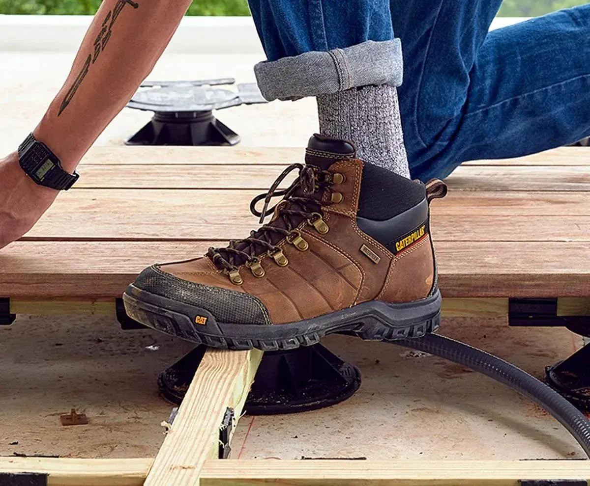 Wolverine Boots Men's Threshold Waterproof Work Boot Real Brown Color - CAT
